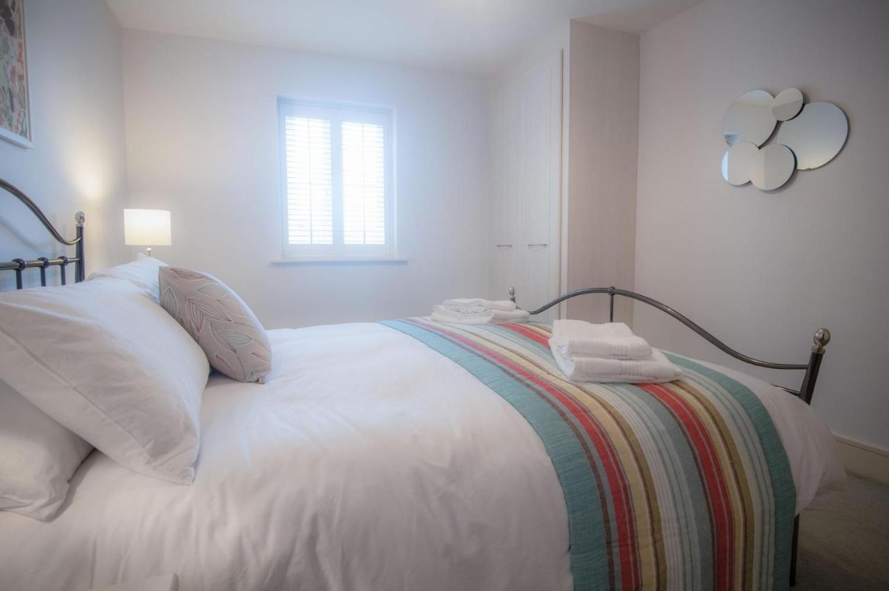 Minarvon - 2 Bedroom Apartment - Saundersfoot Eksteriør billede